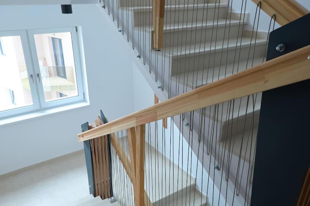 City Center Accommodation - 308 レシツァ エクステリア 写真